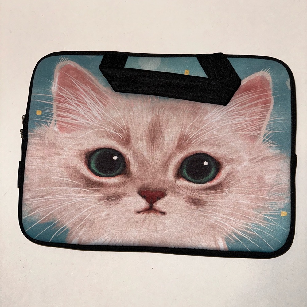 Aupet Chromebook carrying case-new without tags